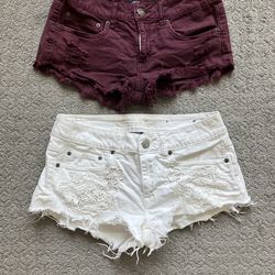 American Eagle Outfitters Women’s Denim Shorts - Size 6