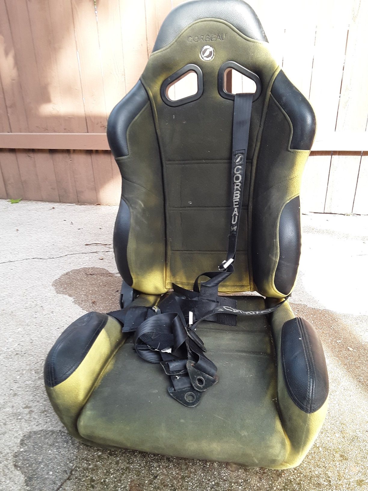 Race car seat