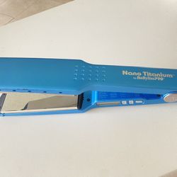 Nano Titanium Ionic Straightening Iron