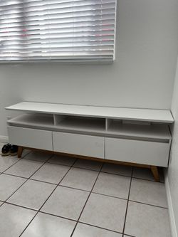 TV Unit