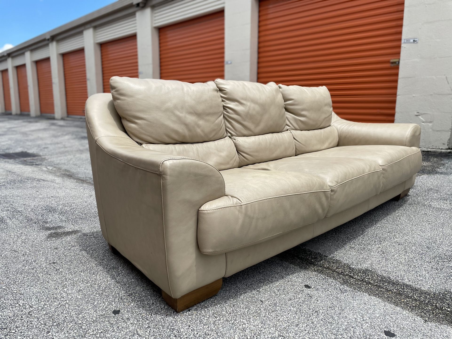 nicoletti leather sofa for sale