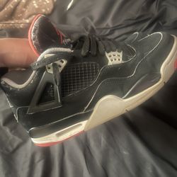 Bread 4s Size 10 