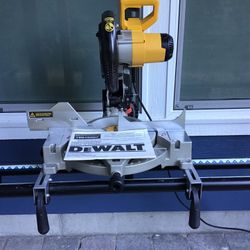 DEWALT DW703 Heavy Duty 10-Inch Compound Miter saw