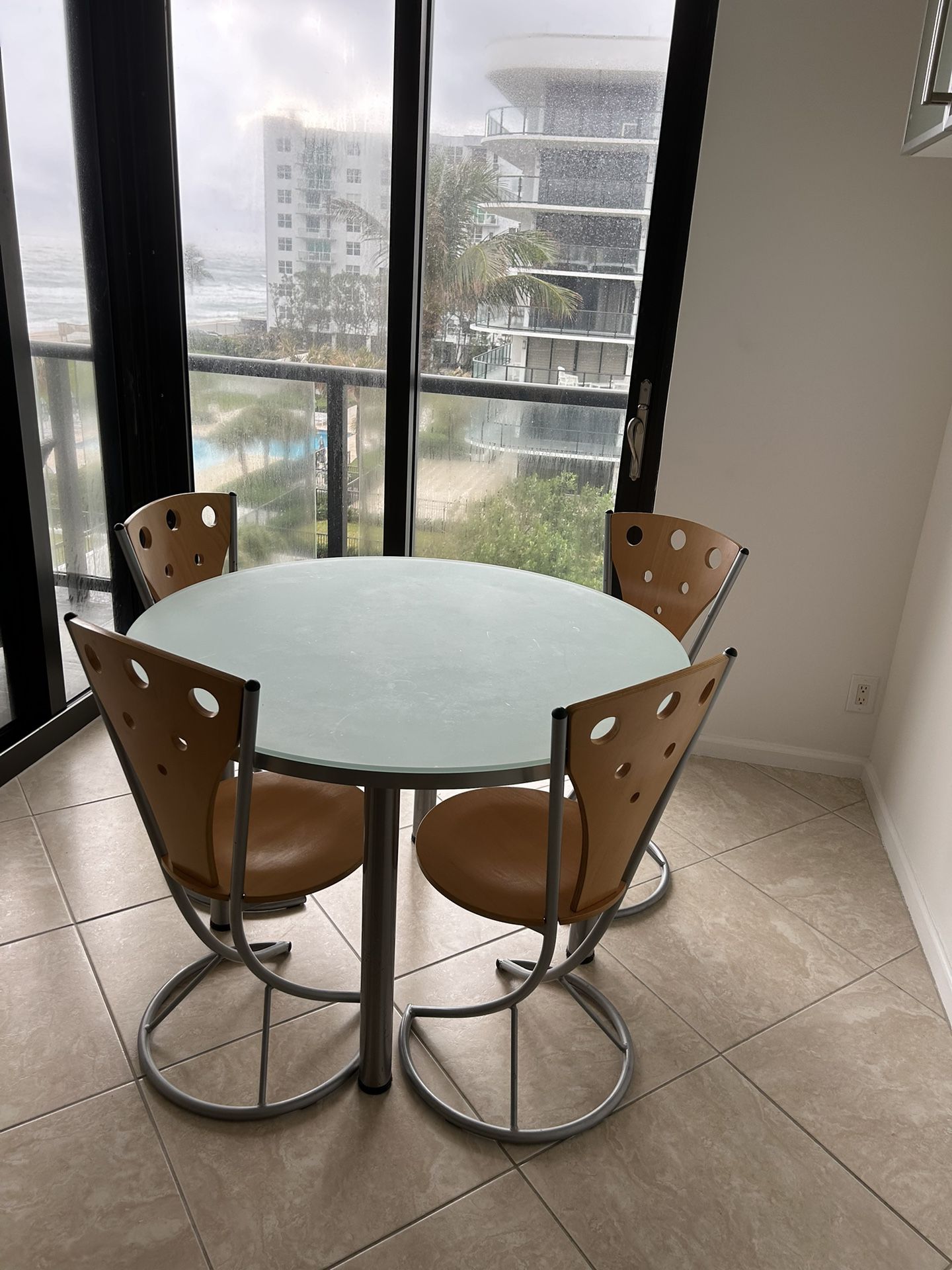 Kitchen Table and Chairs 
