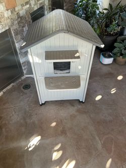 Cat house