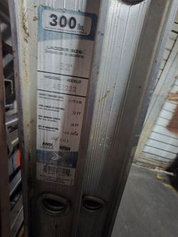 Escalera Louisville de 32 pies