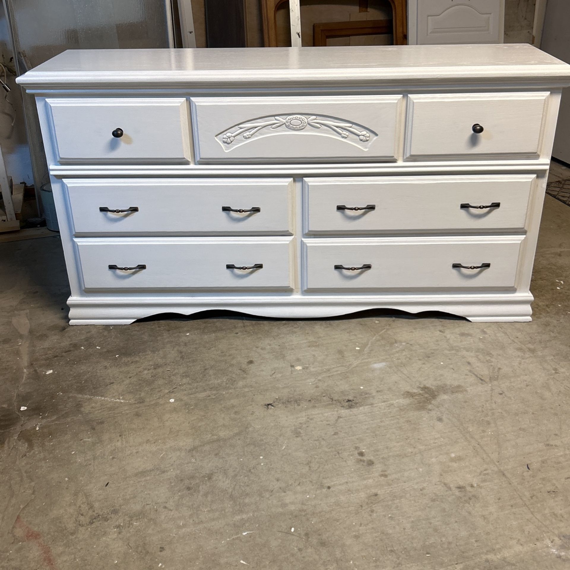 White Solid Wood Dresser