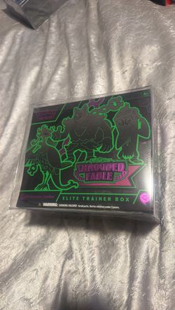 Shrouded Fable Pokemon Center Elite Trainer Box (Exclusive) - SV: Shrouded Fable (SFA)