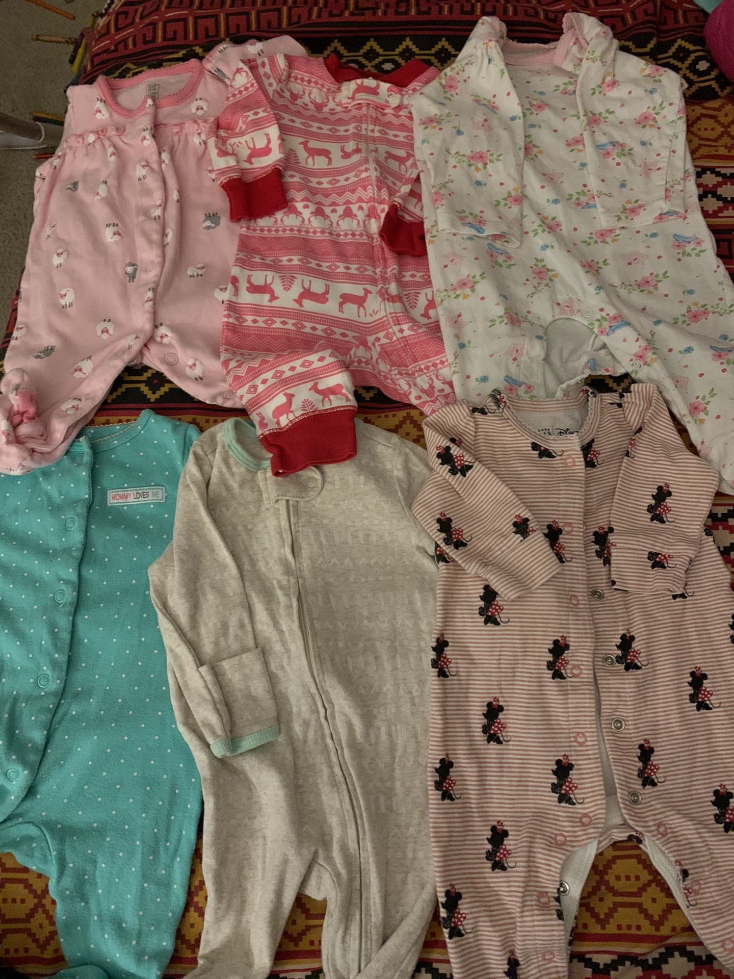 0 -3 months clothes and other(25+ pieces)