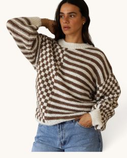 Blu Pepper Mocha Mixed Checker Sweater, Size M, MSRP $64