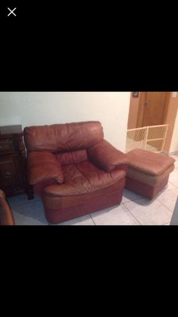 Leather chair and ottoman