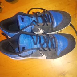 Nike Cleats 6 Youth