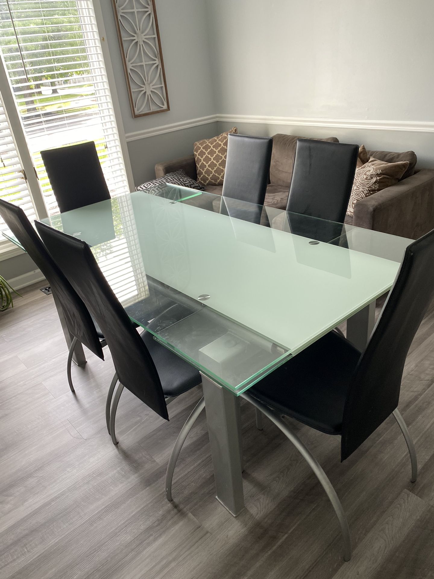 Modern Dining Table w/ Chairs