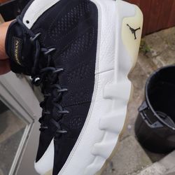 AJ 9 SIZE 8 