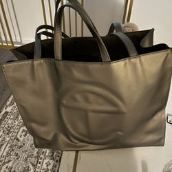 Large Telfar Bag Bronze 