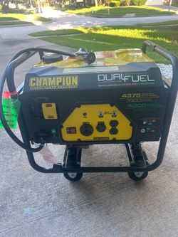 Champion Generator DUAL FUEL 4375/3500 Watts LIKE NEW