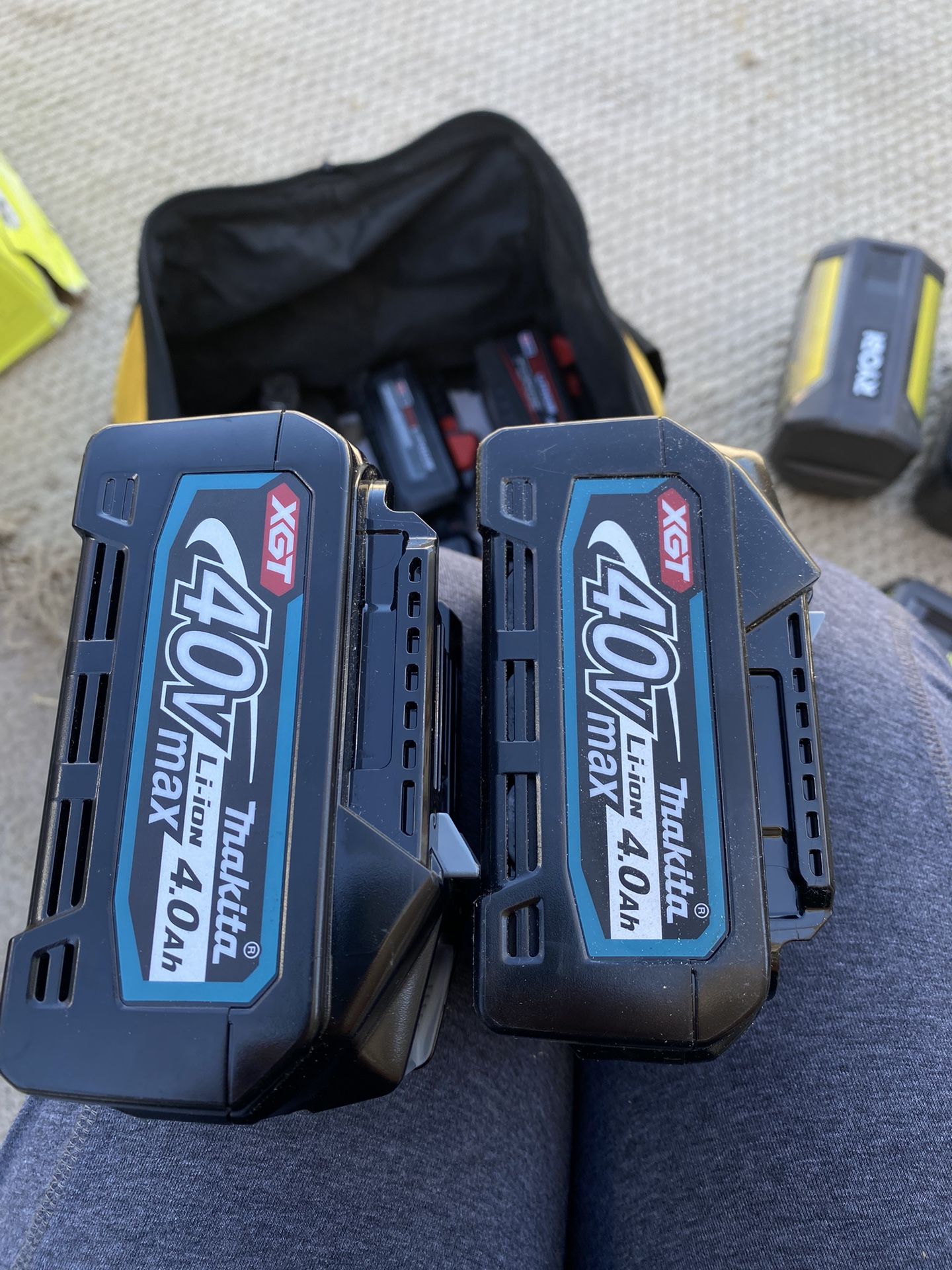 Makita Batería 100 Each