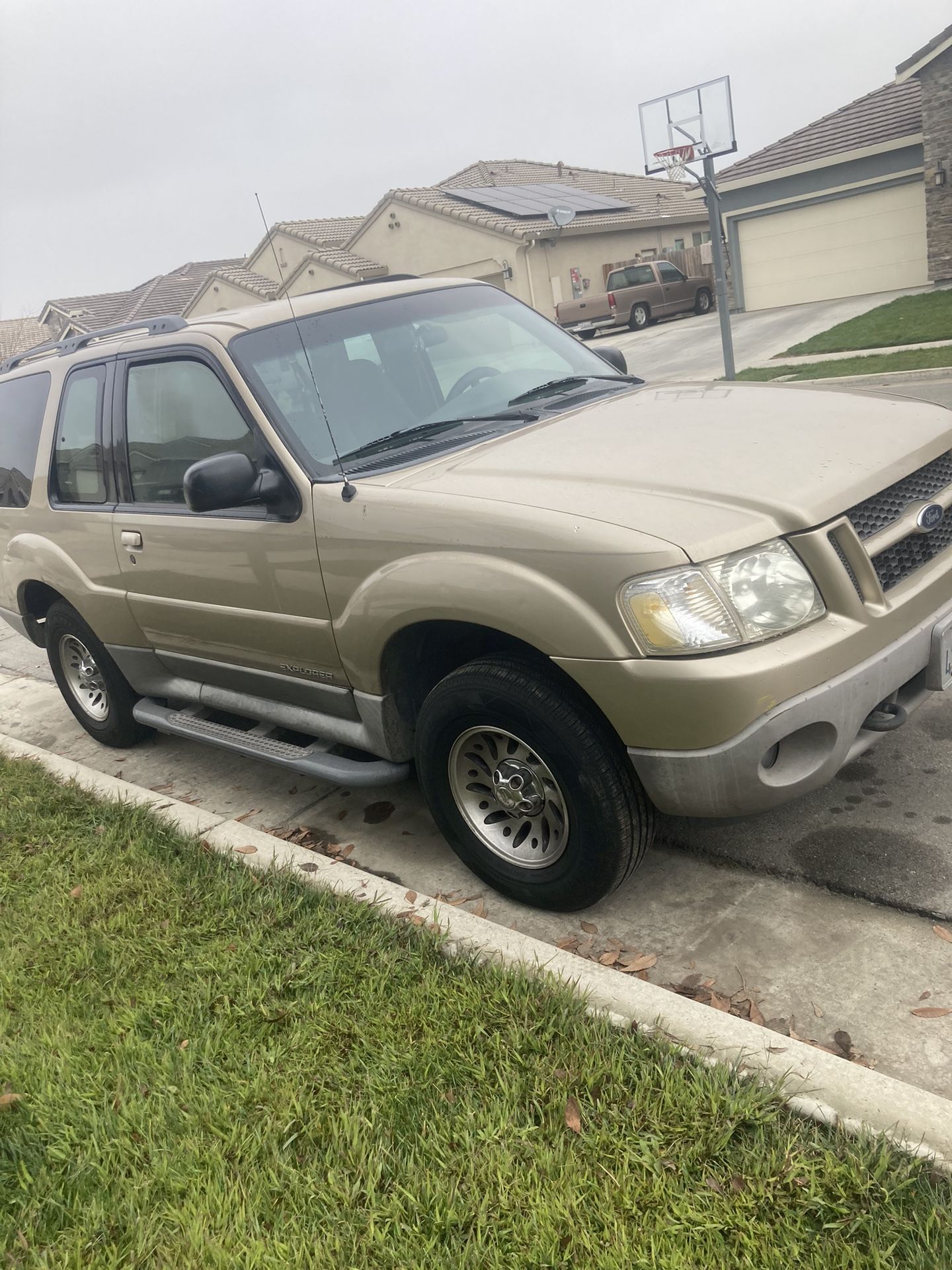 2001 Ford Explorer Sport