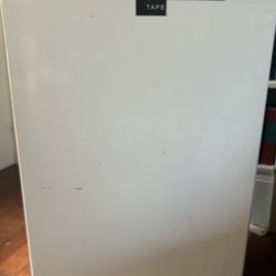 Mini fridge