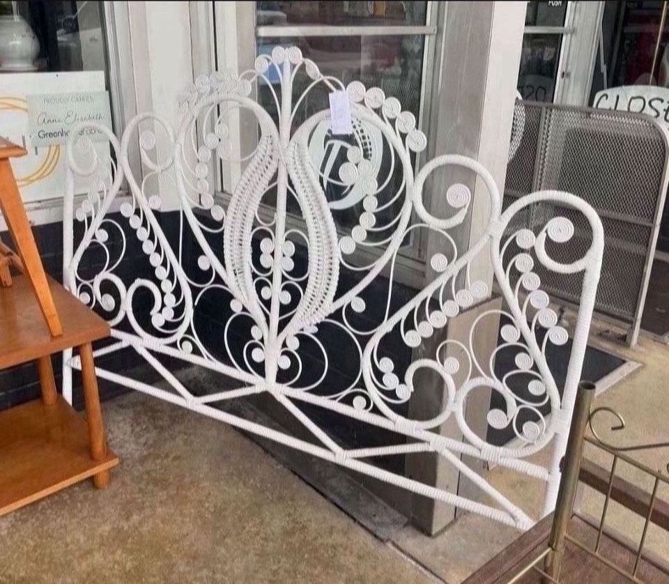 Beautiful Hearts Vintage White Fab Fiddlehead Queen Bed Headboard