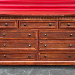 SOLID WOOD DRESSER WITH 9 DRAWERS - delivery is negotiable