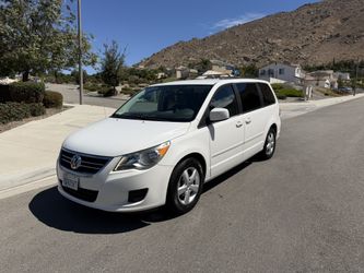 2011 Volkswagen Routan