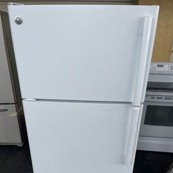 Ge top freezer refrigerator 