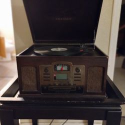 Retro Looking Record Player And Blue Tooth Speaker 