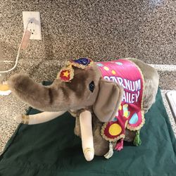 Ringling Bros and Barnum & Bailey Elephant 