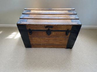 Wood steamer type trunk #2