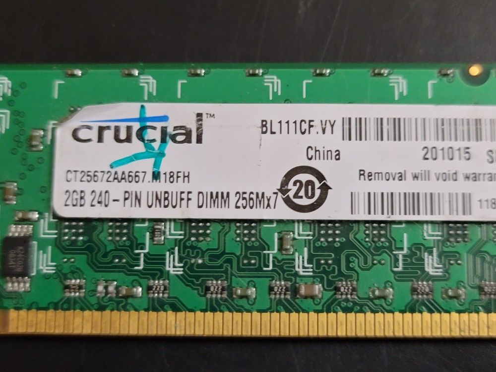Crucial 2GB 240-Pin UNBUff Dimm 256Mx7 Desktop Memory Used