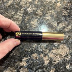 NEW ESTEE LAUDER SUMPTUOUS EXTREME LASH MULTIPLYING VOLUME MASCARA IN EXTREME BLACK $5!