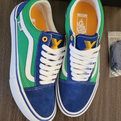 Vans X Sci Fi Fantasy Old Skool Pro Size 8
