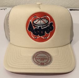 NEW Mitchell & Ness Houston Astros Cooperstown Trucker Snapback Hat (Evergreen) - Cream