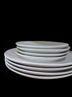 Dishes and kitchen utensils