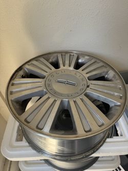 2009 Lincoln Navigator Wheels