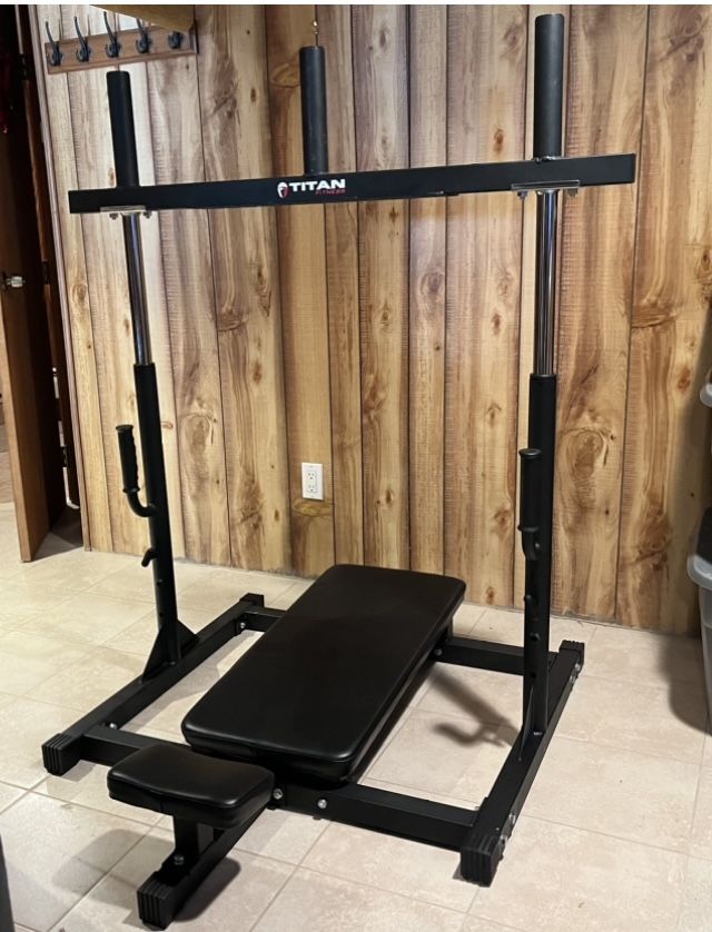 Titan Vertical Leg Press Machine for Sale in Valley Stream NY