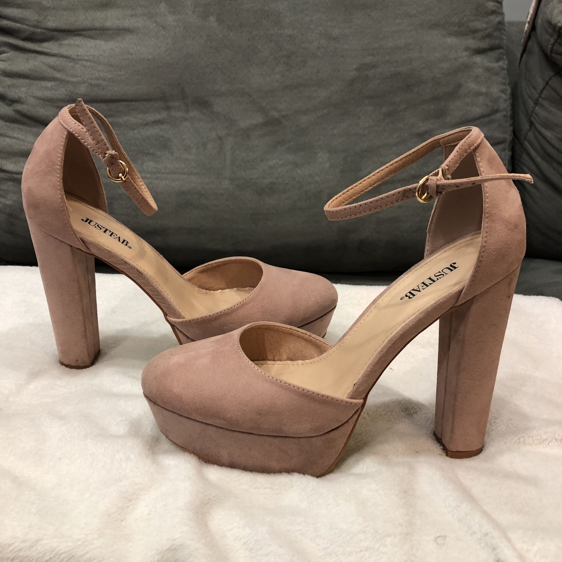 Chunky heel (size:10)