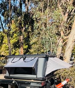 POP UP TENT