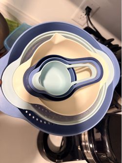 Set of kitchenware
