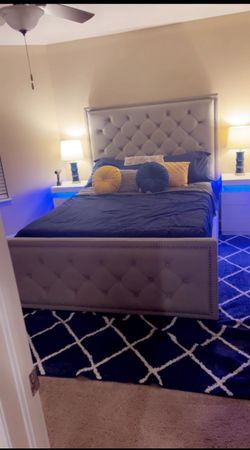 Queen sized bed frame bundle