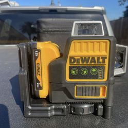 Dewalt 12-Line Green Beam Laser Level - 360° 3-Side Coverage, 12V Li-Ion, 
