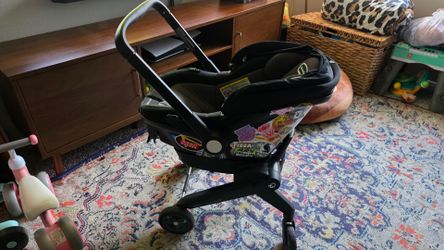 Evenflo dualshyft stroller / car seat / carrier combo