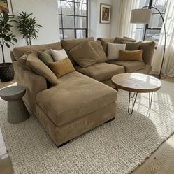 CRATE & BARREL 3- PIECE BROWN SECTIONAL(FREE DELIVERY)(NEWCASTLE DE 19720)