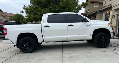 2017 Toyota Tundra