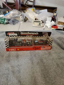 1993 Dale Earnhardt Goodwrench Team Convoy Die-Cast Set