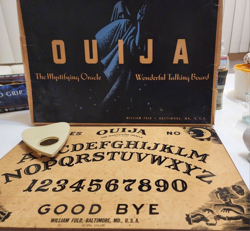 1950's OUIJA BOARD GAME  PRE PARKER BROTHERS 