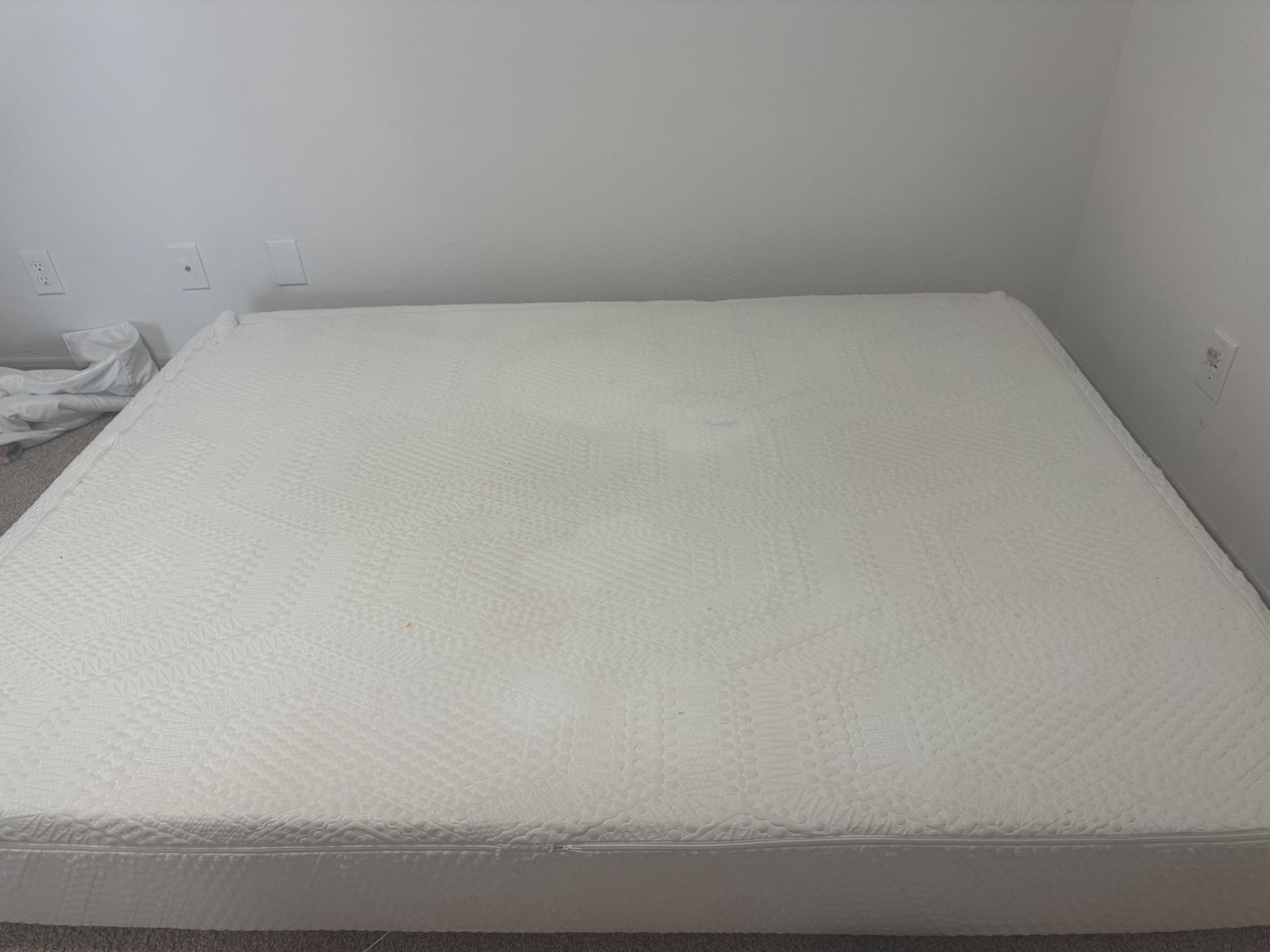 Memories Foam Matress