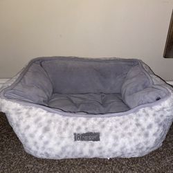 Reversible Nandog Plush Pet Bed