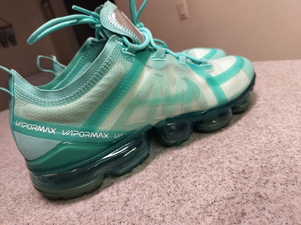 Nike Air VaporMax 2019 Teal Tint/Tropical Twist Women's US Size 10 Shoes